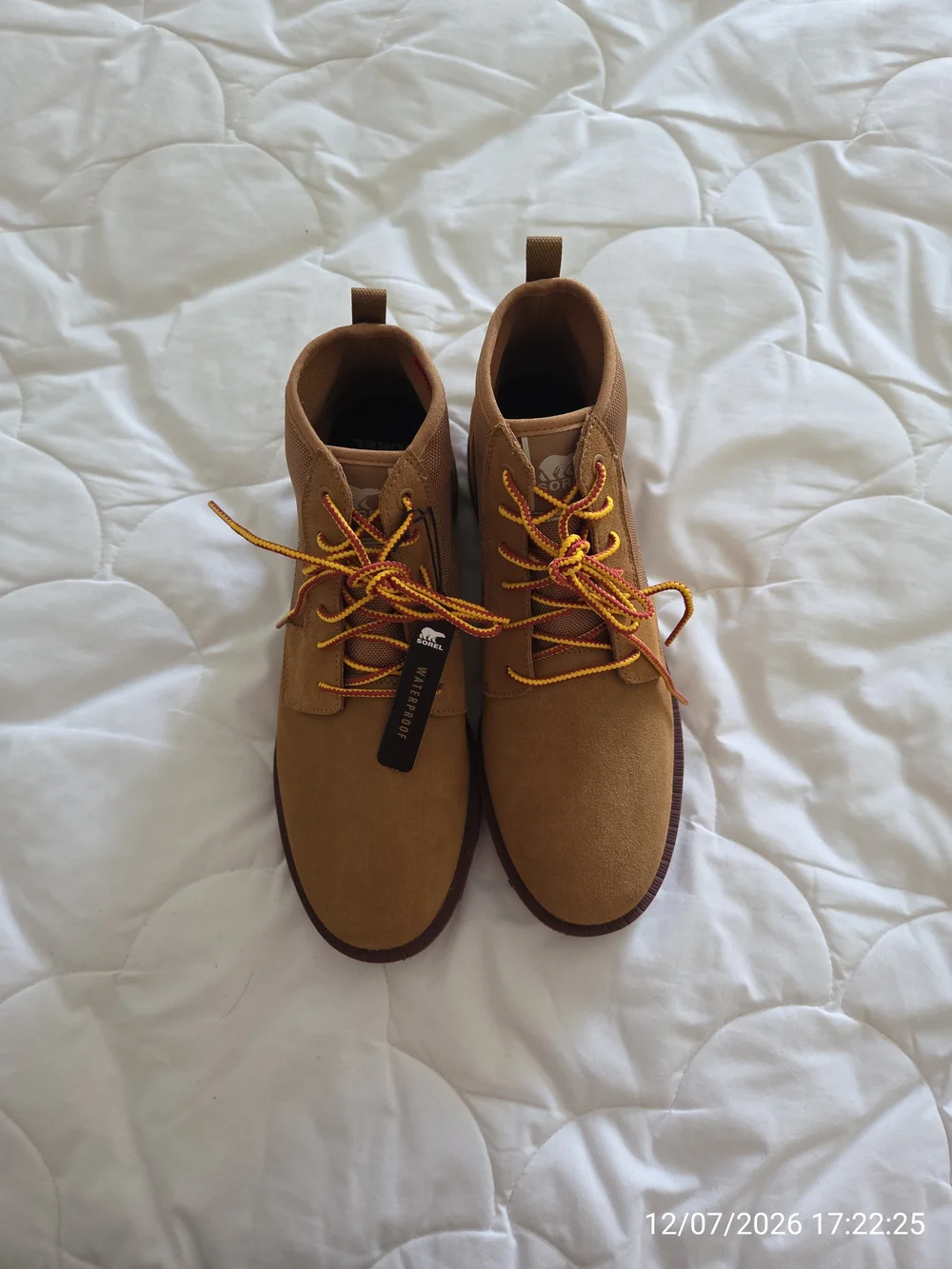 NIB with tags Sorel Caribou Men’s Chukka Boots in Chestnut Brown, Waterproof